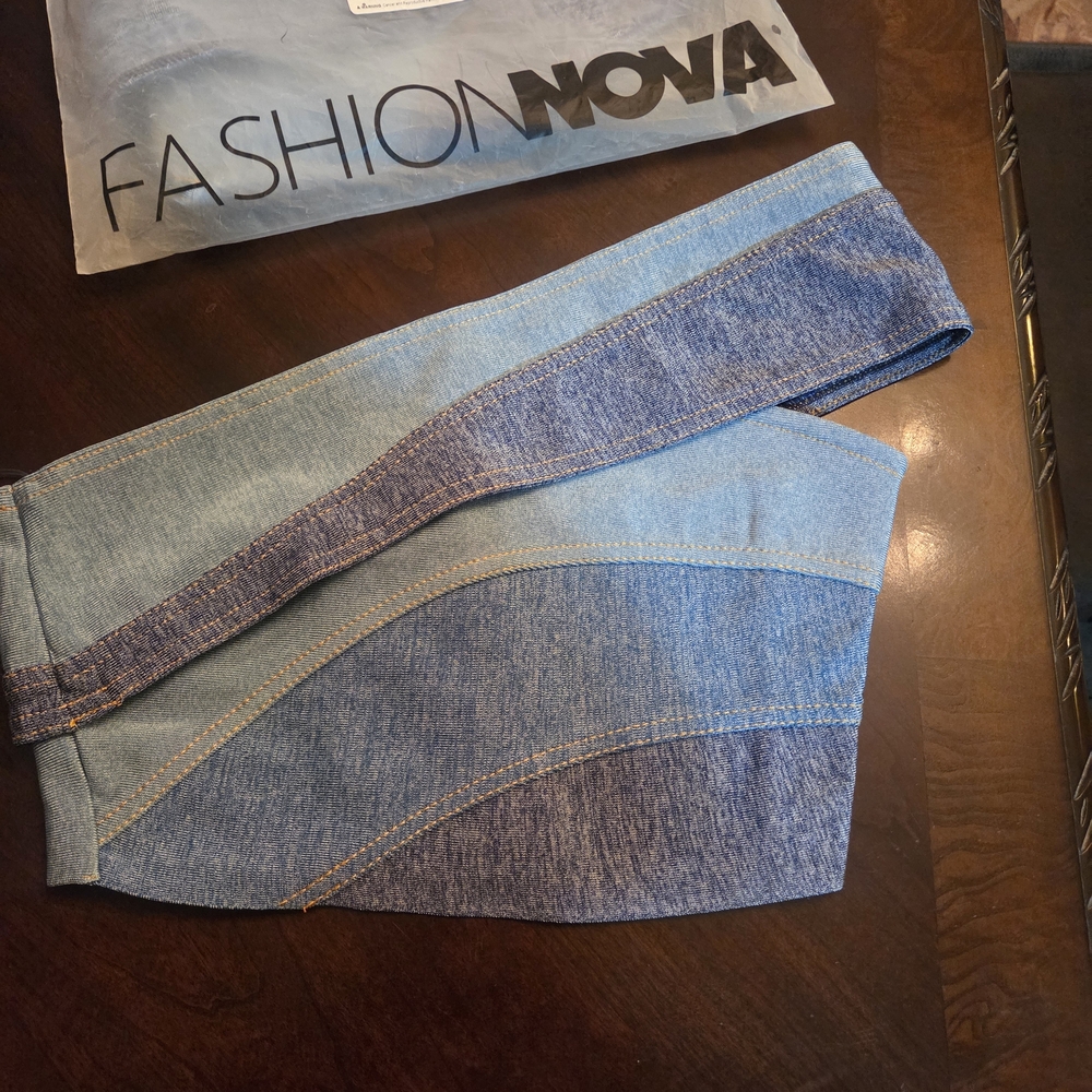 Fashion Nova Two Piece Skirt Top Set S